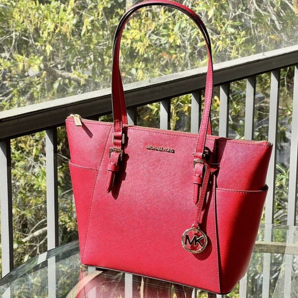 Michael Kors Hot Chilli: Ignite Your Style with Fiery Elegance